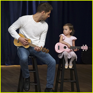 Ben Sings With Emma On The Final Episode of 'Baby Daddy'