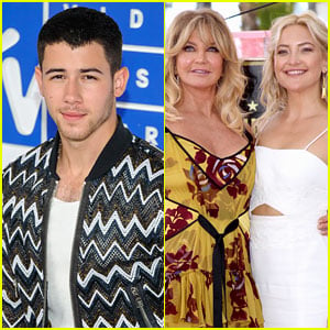 Nick Jonas & Kate Hudson Were Once Definitely an Item, According to Her Mom Goldie Hawn! (Video)