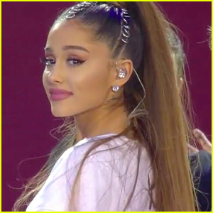 Fans Praise Ariana Grande For Her Bravery During One Love Manchester Concert