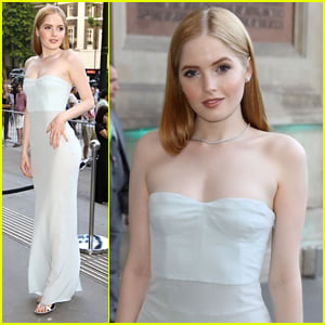Who Is Ellie Bamber? 5 Fast Facts About Shawn Mendes' 'There's Nothing Holdin' Me Back' Video Love Interest!