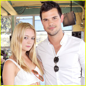 Taylor Lautner Has Been 'Like a Husband' to Billie Lourd After Her Mom's Passing