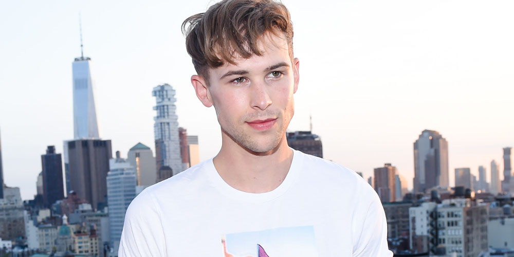 13 Reasons Why’s Tommy Dorfman Used Facebook & Clothes To Come Out As ...