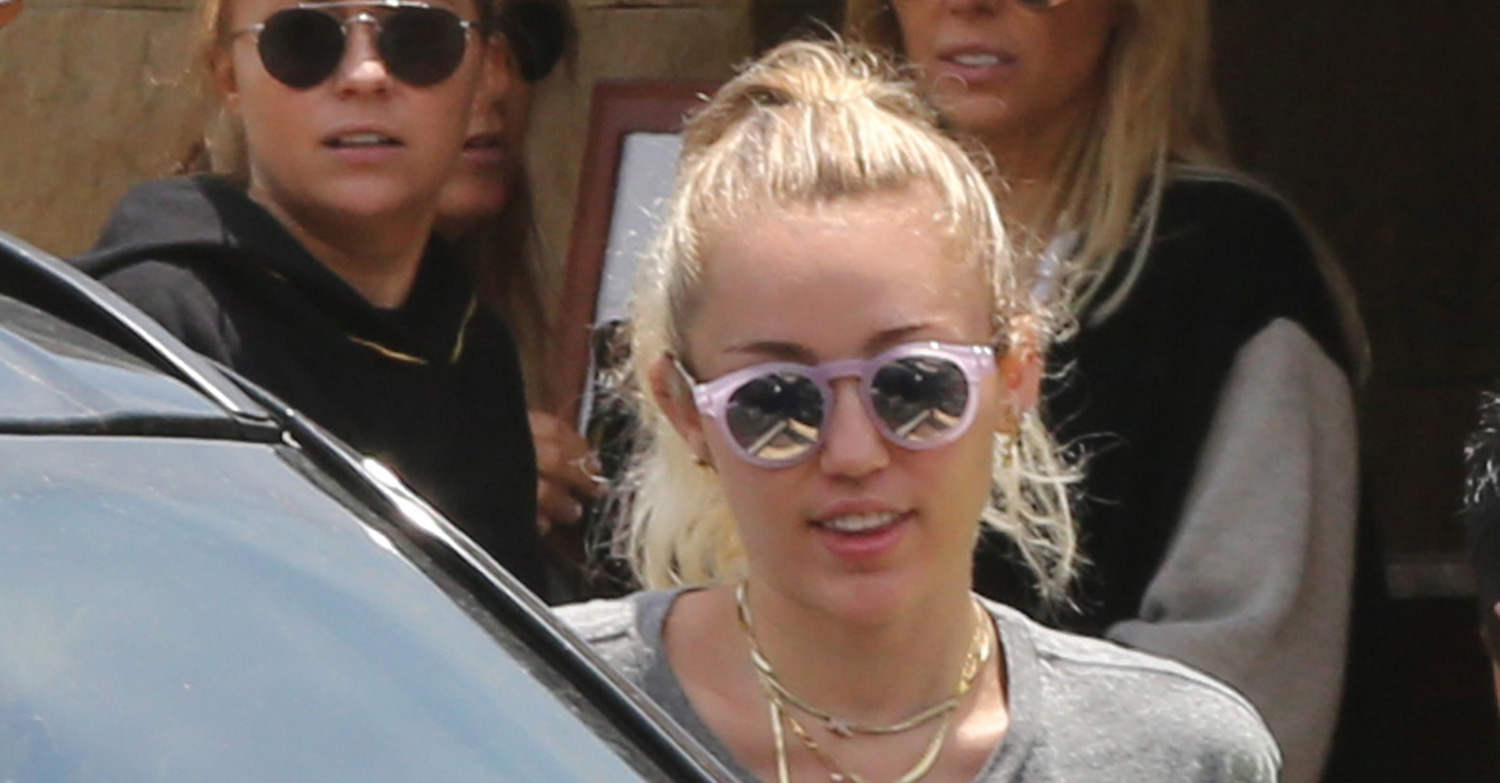 Miley Cyrus Grabs Lunch With Mom & Sister After Getting New Tattoo | Brandi  Cyrus, Tish Cyrus | Just Jared Jr.