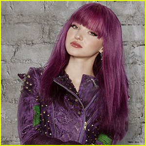 Dove Cameron Gives a Shout Out to the Real Star of ‘Descendants 2 ...