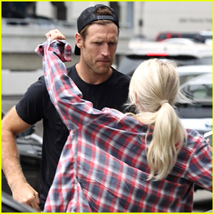 Julianne Hough Picks Up Brooks Laich from Airport