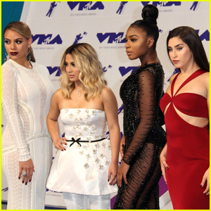 Fans React To Fifth Harmony's VMA Performance Opening - Read The Tweets!