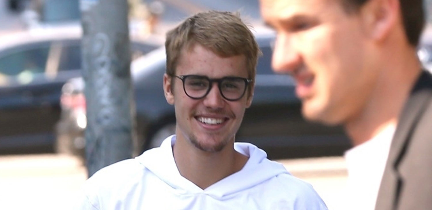Justin Bieber Shows Off His Gorgeous Smile Before Church | Justin