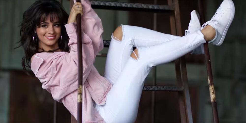 hoop zak Commotie Camila Cabello X Skechers: Has The Campaign Been A Success? – Footwear News  | ophirah.nl