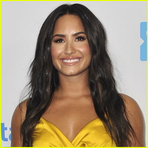 Demi Lovato Spills On What Fans Can Expect From Her VMAs Performance ...