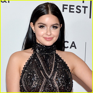 Ariel Winter Says Her Mom Made Her View Other Girls as 'Competition'