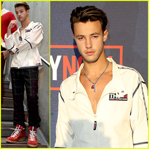 Cameron Dallas Takes a Break from His Phone Relationship for Tommy Show!