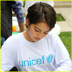 Isabela Moner Shares Experience From UNICEF Peru Trip