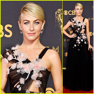 Julianne Hough Looks Mesmerizing in Marchesa at Emmys 2017!