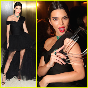 Kendall Jenner Honored With Daily Front Row's Fashion Icon of the Decade Award During NYFW