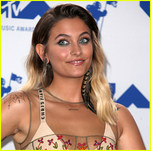Paris Jackson Shows Off Her New Chest Tattoo!