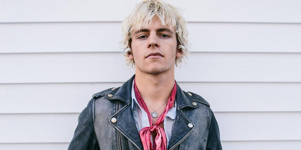 ross-lynch-opens-up-about-the-story-behind-new-song-hurts-good