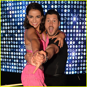 Victoria Arlen Wore Pink For the DWTS 25 Premiere For This Special Reason