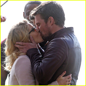 Stephen Amell & Emily Bett Rickards Share Romantic On-Set Kiss!