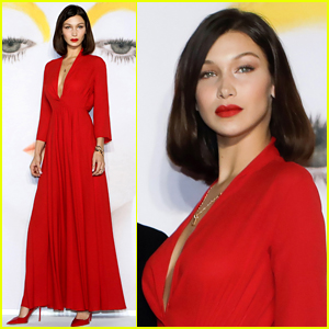Bella Hadid dress designed by Dior haute couture and jewels by Bulgari  Arriving on the red