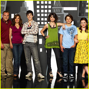 The 'Wizards of Waverly Place' Creator Wants to Create a PG-13 'High-Budget' Reunion Movie