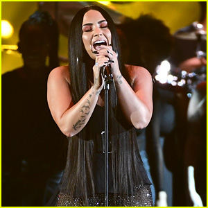 Demi Lovato Belts Out 'Sorry Not Sorry' at MTV EMAs 2017! (Video)