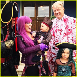 Dove Cameron Freaks Out After Pink Dresses Up Like Her For Halloween!
