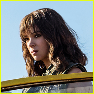 Hailee Steinfeld Looks So Cool in the First Photo From 'Bumblebee'!