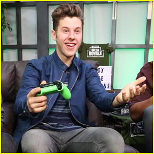 Modern Family's Nolan Gould Joins Xbox Live Sessions to Play Fortnite  Battle Royale on December 21 - Xbox Wire