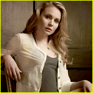 Leah Pipes Will Return For 'The Originals' Series Finale