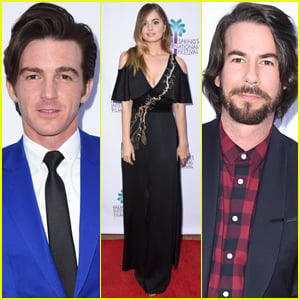 Debby Ryan Joins Drake Bell & Jerry Trainor at 'Cover Versions' Premiere