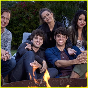 'The Fosters' Will End With Season 5'; Maia Mitchell & Cierra Ramirez To Get Spinoff