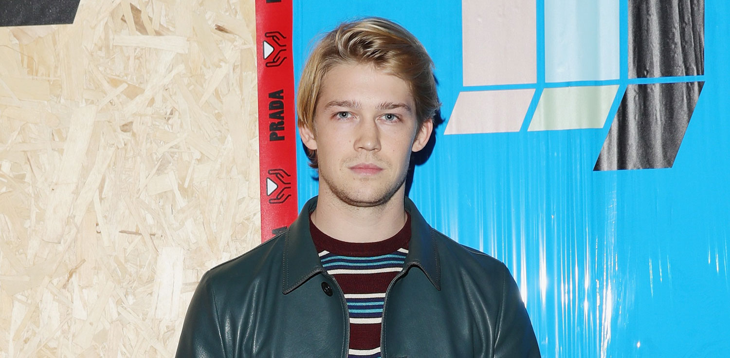 Joe Alwyn Represents Prada at Milan Men's Fashion Week Show | Joe Alwyn |  Just Jared Jr.