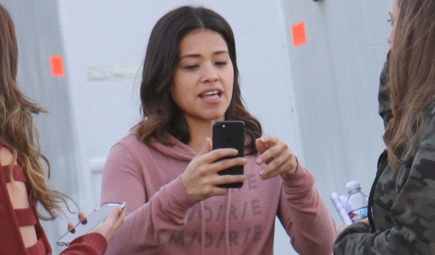 Gina Rodriguez Keeps It Casual on ‘Law & Order SVU’ Set Gina