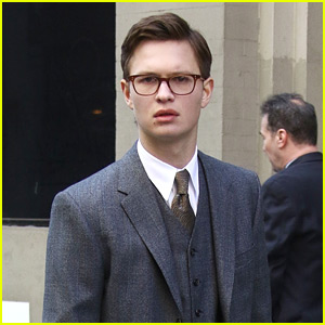 Ansel Elgort Gets into Character on Set of 'The Goldfinch'
