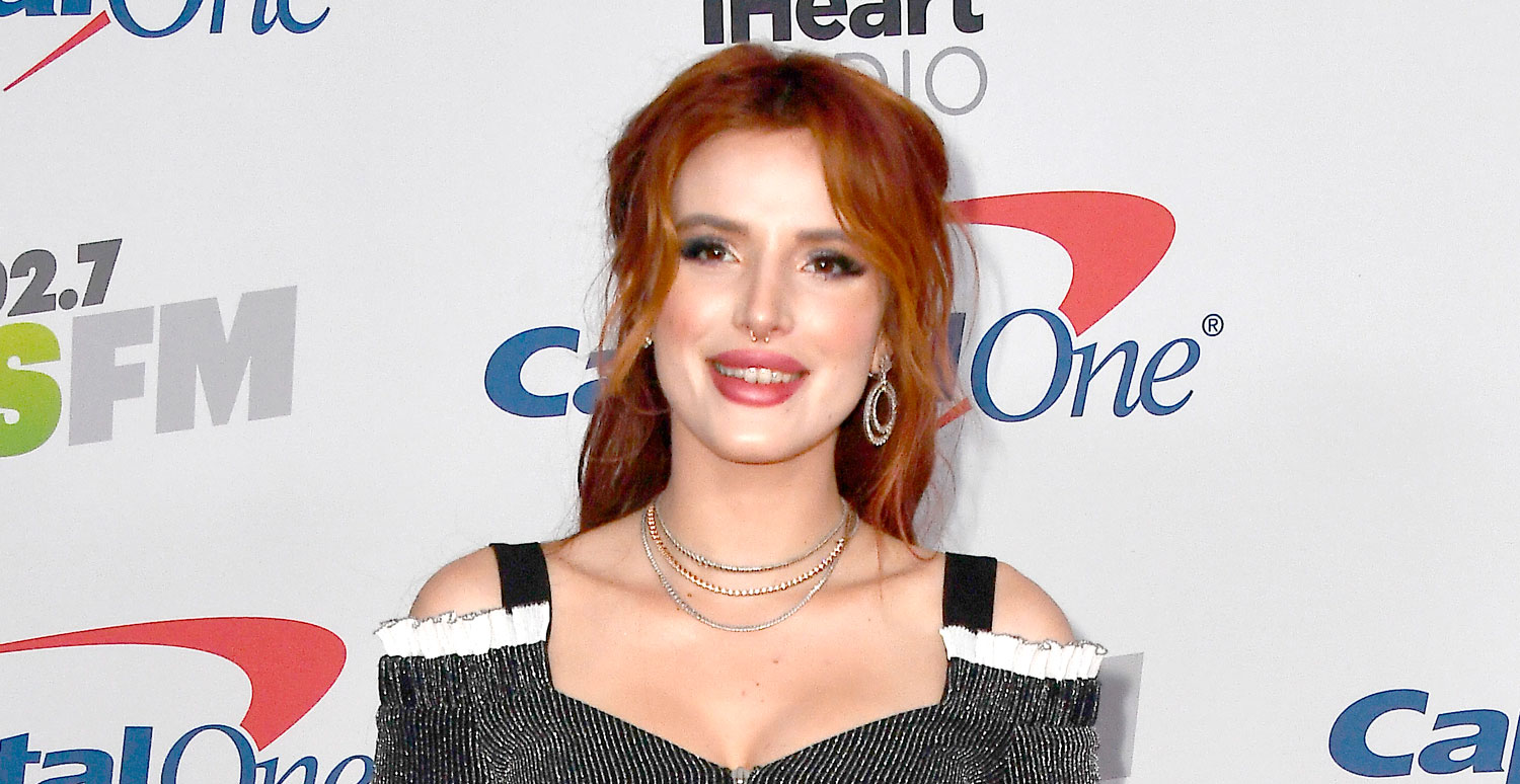 Bella Thorne Debuts New Bright Red Hair | Bella Thorne, Dani Thorne ...