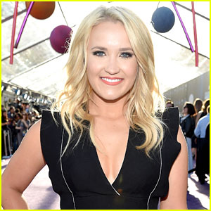 Emily Osment Assures Fans The Final 10 'Young & Hungry' Episodes Are Airing This Year