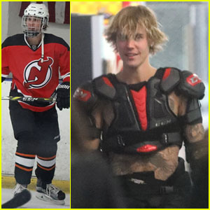 Justin Bieber looks carefree as he enjoys a late-night hockey