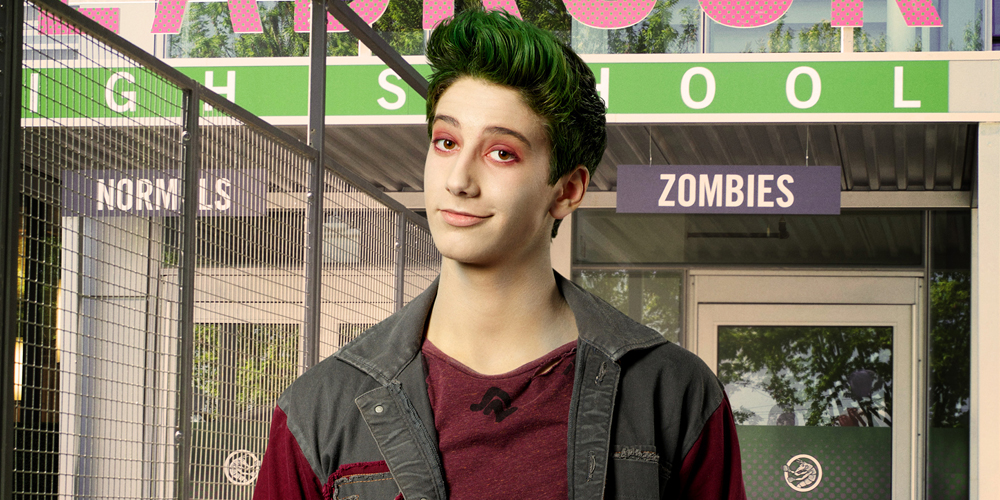 Zombies’ Milo Manheim Used To Be In The Circus! | 10 Fun Facts ...