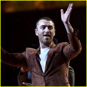 Sam Smith Performs 'Too Good at Goodbyes' at Brit Awards 2018, Gets Niall Horan's Stamp of Approval - Watch!