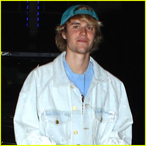 Justin Bieber Joined By Female Pal While Stopping By Concert