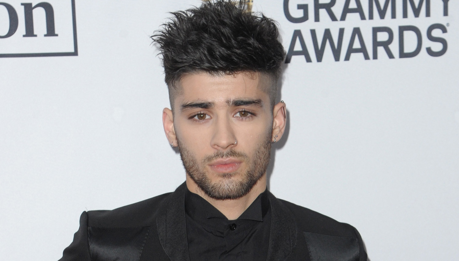Zayn Malik is bald now, and fans are in deep, deep mourning | Mashable