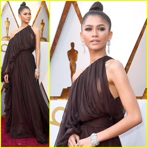 Zendaya Stuns in Off The Shoulder Gown at Oscars 2018