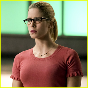 Emily Bett Rickards Previews Olicity's Future on 'Arrow'
