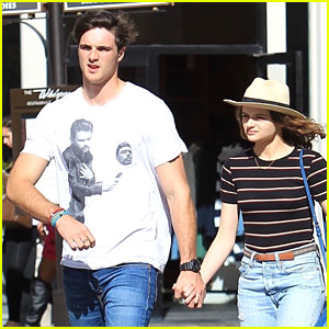 Joey King Holds Hands With Jacob Elordi While Shopping At | Hot Sex Picture