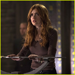 Clary Accepts Her Fate & Turns Herself In on 'Shadowhunters' Tonight - Sneak Peek!