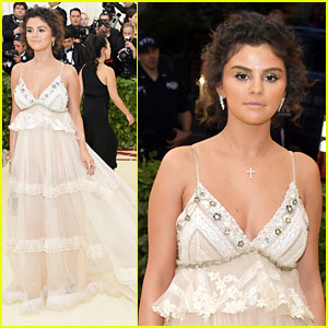 Selena Gomez Wears Coach Dress to 2018 Met Gala - Justin Bieber Not With  Selena at Met Gala