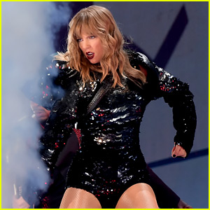 Taylor Swift Opens 'Reputation Tour,' Performs 24 Songs During Epic Show!