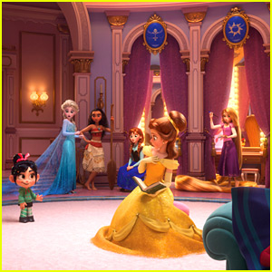 Vanellope Meets All The Disney Princesses in First Pic From 'Wreck-It Ralph 2'!