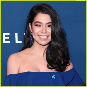 Auli'i Cravalho Perfectly Describes Getting Butterflies