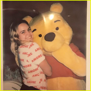 Bailee Madison Met The Love Of Her Life at Disney World - Winnie The Pooh!